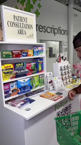 MI MADRE EN LA FARMACIA #pharmaid #madres #madreslatinas #tipico #humor #ad #madreehija #madreehijo #papotico #youngswagon 