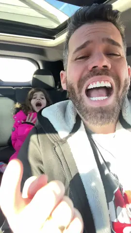 Esa es la actitud 😎😁 #4plusone #familytime 