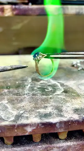 #jewelry #jewellery #vairl #popular #trending #trend #laser #laserengraving #jewelrybusiness #repair #jewelryrepair #fix #foryou #foryoupage #trending #foru #luxury #fypシ #jewelrytips #education #educational #fire #LearnOnTikTok #hot #fix #kurdistan #tiktok #tiktokviral #fashion #fashiontiktok #fashionhacks