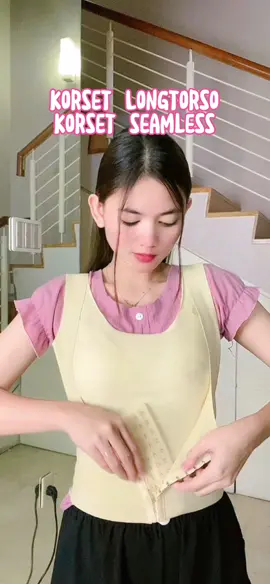 Yg mau langsing merapat yukkk bestiee!! Cek keranjang kuning kita yahh!😍😍 #ttshoplocal #korset #korsetpelangsing #korsetperut #korsetperutbuncit #korsetbra #korsetseamless #videoviral #fyp 