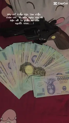 Tiền giúp tôi lao vào đời sớm hơn 