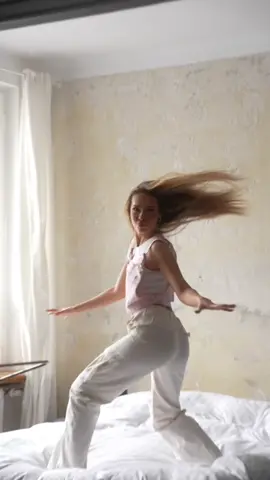 Walentynki 2023 tylko SOLO #solo Valentine’s 2023 only SOLO 🏄🏽‍♀️                   📹 by @Magic 