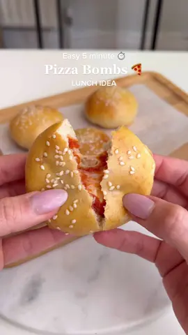Pizza Bombs 😮‍💨🍕 recipe on IG “giorgiapaino” tomorrow #pizzabuns #pizzalover #pizzatime #pizza #buns #pizzabomb