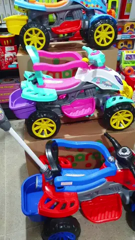 Quadriciclo Infantil Passeio e Pedal Maral Gente, criança adora mini veículos em geral né?  E pra que seu filho se divirta bastante,  o mini veículo Maral é ideal para você comprar! 😉 Suporta os pimpolhos com até 30Kg e é indicado a partir de 12 meses de idade. #maralofficial #goianiashopping #condominiosgoiania #goiania #brinquedosgoiania #buritishopping #aparecidadegoiania #garavelo♥️ #goianiatiktok #granvillegoiania #jardimamericagoiania 