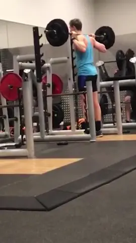 Do you even lift, bro? 😬🏋️‍♀️ #FailArmy #workout #fail #funny