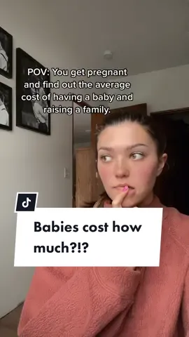 Grab my f r e e guide to get all my tips and tricks on how to save money with a baby! 🔗in b!o😊 #budgetingformoms #savemoneyideas #momswhosavemoney #stayathomemombudget #moneysavingmomhacks #learnhowtosavemoney #savingmoneyideas #raisingkidsonabudget #babyonabudget #singlemombudget 