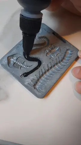 The perfect fill 🤤 #creepycrawlers #polymerclay #polymerclayartist #weirdart #pnw #neurodivergent #reptiles #snakes #mice #jewelry #art #DIY #fyp