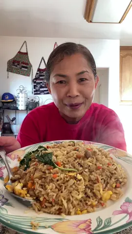 ឆាបាយជាមួយត្រីប្រម៉ា stir fried rice with salty fish and basil.#fyp #momcooking #cambodianfood #បាយឆា #homerecipe 