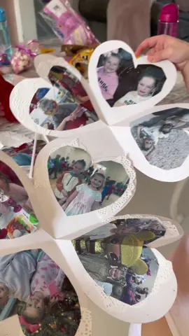 Making gifts for their valetines 🥰 #ValentinesDay #valentines #cute #younglove #foryoupage #foryourpage #fyp #viral #craft #DIY #kissingbooth #littleravs 