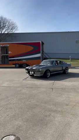 Sneak peak at our New Arrival 🤫