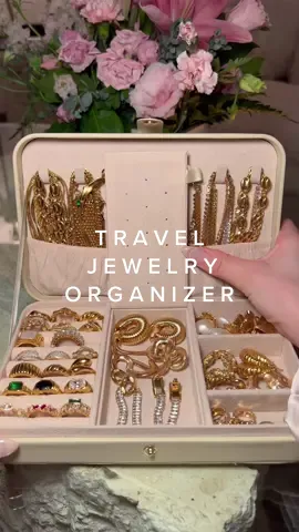 this thing is a life saver #fyp #travelorganization #amazonfinds #amazonorganization #jewelryorganization 