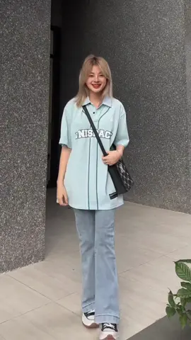Nghe nói em này đang hot lắm #embetocvang  