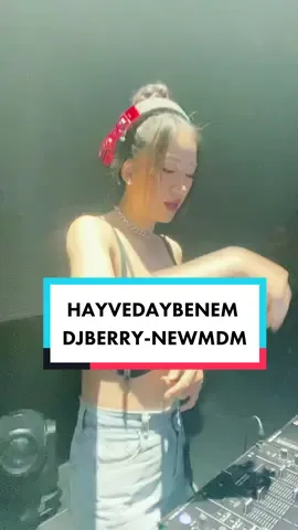 Người yêu ơi có biết em nhớ anh nhiều lắm 😍😍😍 #djberry #newmdmclub #xuhuong #fyp #fypシ #trending #nhachaymoingay #viral #hayvedaybenanh 