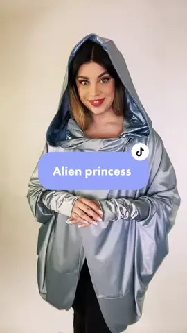 Named this one Stargate 👽 #scifimovie #alien #fashiontiktok #fashioninspo #SmallBusiness #smallbusinesscheck #shopsmall 