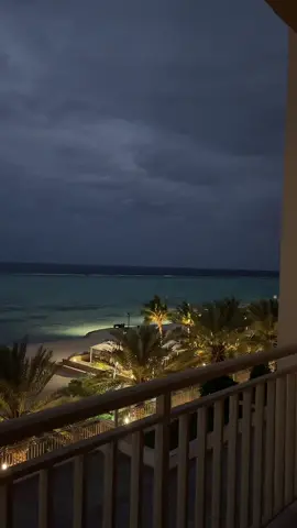 ي جمال الجو وجمال البحر بداية الصبح 😩💗💗💗 #جدة #مدينة_الملك_عبدالله_الاقتصادية #بحر #البحر #شتاء #اكسبلور #الاكسبلوررررررررر 