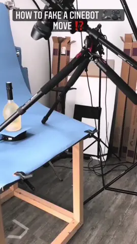 You have to get creative 😎👌🏻 No robot, no problem!  Created by the talented  @alexgrimadesign  #filmaking #filmmaker #videographer #creator #filmmakingtips #videogear #videocreator #productvideo #productphotography #bts #behindthescenes #howto #howtovideo #filmmakers #contentcreator 