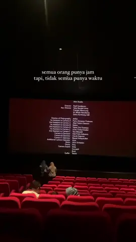 Waktu yang sebenarnya tergantung dari prioritas kita. hargai waktu sebelum apa yang berharga di waktu itu hilang dari hidup kita. karena sesuatu yang berharga akan terasa ketika dia sudah tidak ada.