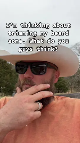 #couplegoals #husbandwife #beardeddragon #beardlove #yesorno 