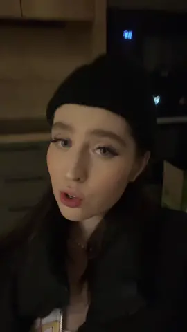 бомжичка ахахах