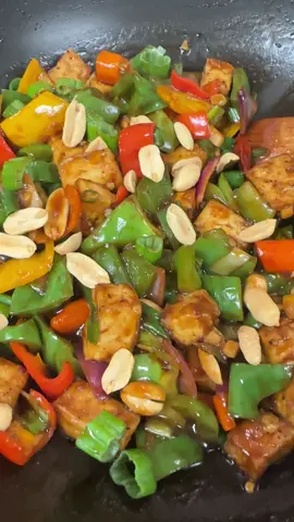 Loving these Asian flavors on my dinner plate #kungpao #vegastiktok #tofu #foodtiktok 
