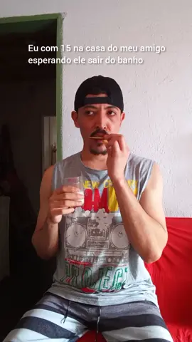 A mãe do meu amigo é muito estressada 