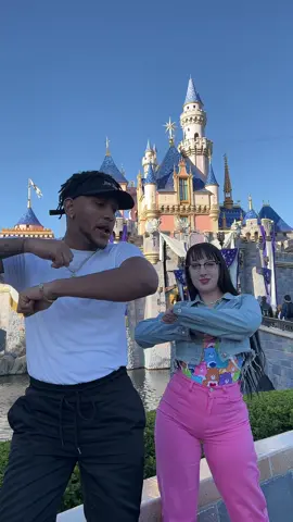 Casi nos ve Mickey Mouse 😂 #parati #california 