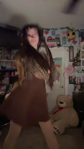 I just had an energy drink :) #fyp #dance #groove #bear #fashion #tiktok #trending #dancewithturbotax #NextLevelDish 