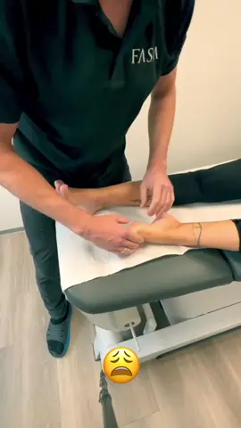 Try Cloudsoles for plantar fasciitis ❤️ it give the comfort and support for your foot when you need it! #footpain #plantarfasciitisrelief #insoles 