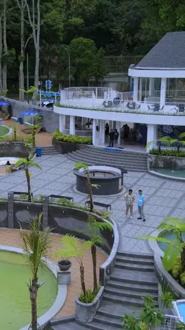 Kecewaaa sieee mimin kalo klian ga kesinii ~ For information, upcoming schedule, and reservation please contact: Whatsapp number 081-331-332-292 Website www.songgoritihotspring.com SONGGORITI HOTSPRINGS Relax, Refresh, Recharge 📍Jl. Raya Songgoriti No. 31, Songgokerto Kota Batu, Jawa Timur #songgoriti #wisatamalang #batumalang #wisatabatu #wonderfulmalang #wonderfuljawatimur #explorebatu #jelajahbatu #seputarkotabatu #folkscenery #folkindonesia #livefolkindonesia #ayodolan #pesonaindonesia #indozonetravel #indotravellers #exploremalang #amazingmalang #hotspringmalang #hotspringbatu #songgoritihotsprings #cafemalang #cafebatu #fyp 