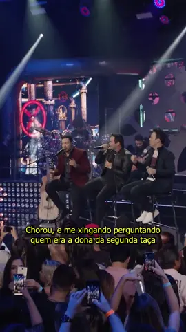 E me xingando perguntou quem era a dona da segunda taça… 🎶 A música “Segunda Taça” ao lado do Matheus é a recomendação de hoje para vocês curtirem muito! Quem já escutou esse hit hoje?