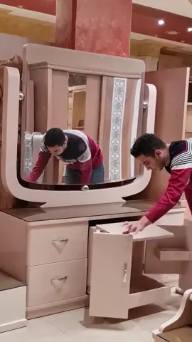 لونها وتصميمها شدنى للغرفة جداً 😍🤍 #بتاع_الموبليات #سمير_الشناوى_للأثاث 