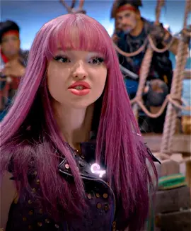 i mean they fought after but you get the point💀 #descendants #descendants2 #foryoupage 