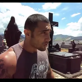 Treino rápido pra fazer no cemitério 👍 #humor #marombeiro #gym #fy 