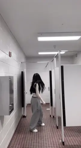 i am feeling very unwell rn🫠🫠 #06 #wtsoda #school #fit #fitcheck #🇨🇳 #fitinspo #schoolfit #outfitcheck #outfitinspo #dance 
