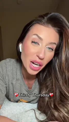 Happy Thirsty Thursday my loves ❤️❤️ #thirstythursday #thursday #WeekendVibes #fridayfeeling #houston #texas #millenial #millenialsoftiktok 