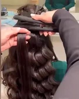 How to make wave hair with flat ironer! #hairstyle #hairtutorial #foryou #foryourpage #wavewig #NextLevelDish #hairstyletutorial #hairstyletutorial #hairvendor #hairvendorjulie 