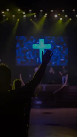 Tua presença me atraiu🙏🏻😭 #statusgospel  #Jesus  #editcristao #Deus #eupoderiaestaremoutrolugar 