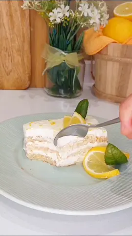 Espectacular Tarta de Limón 🍋   #tarta #limon #tartalimon #dulce #postre #Receta #recetasfaciles #recetafacil #recetarapida #recetastiktok #delicious #comida #food #parati #foryou #4you #cocinando #trending #cooking #_cookingwithstyle_ #viral #viralreceta 