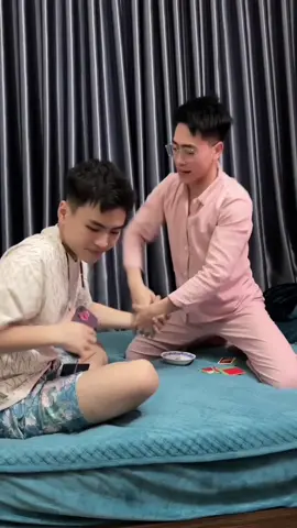 Cô đồng Bảo con xem bói cho con dân @Nam Per fect  @cvgbusinessschool  @Trường Doanh Nhân CEO Việt Nam  #tdn #cvgbusinessshool #truongdoanhnhanceovietnam #ngominhtuan