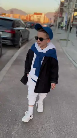 #fyyyyyy #viral #viralvideo #fashionboy #coolboy #style #outfitkid #outfitinspo #fypシ #fashionstreet #model #CapCut 