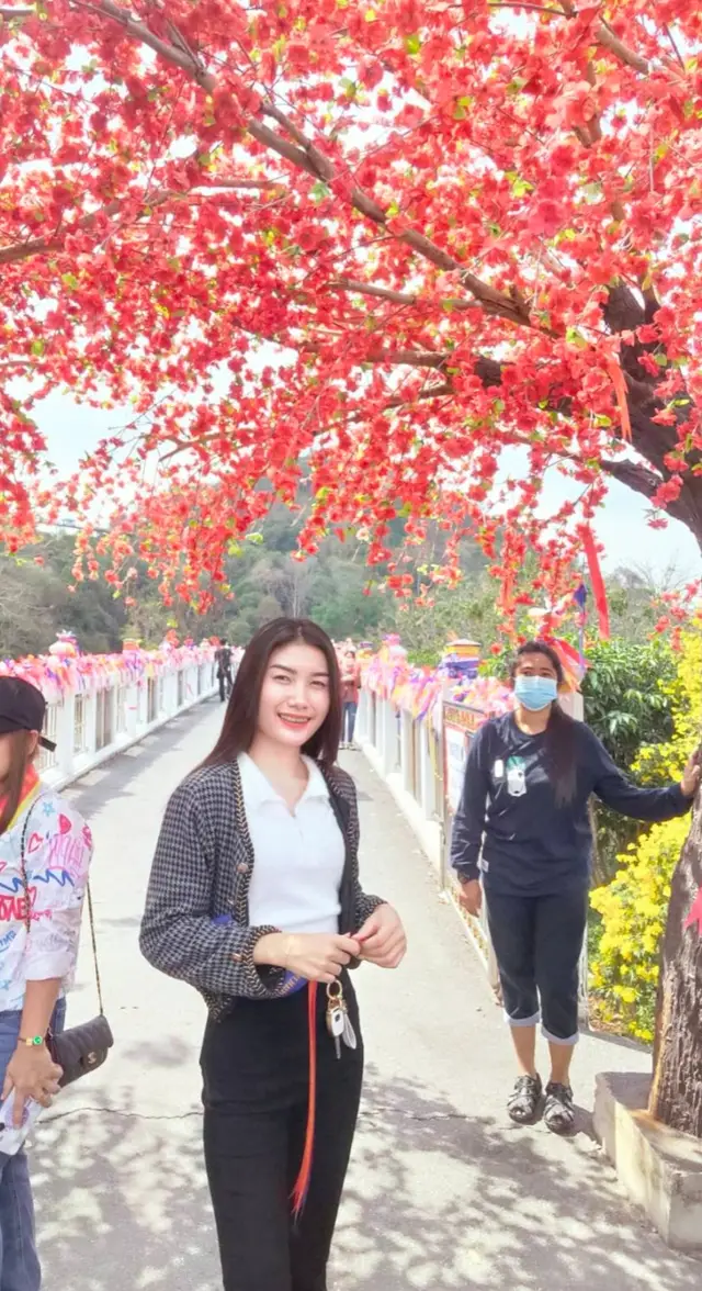 เลือกผิดก็แค่เลือกใหม่ จริงๆอยู่คนเดียวก็ไม่ได้แย่เท่าไหร่นะ ชอบความอิสระตอนนี้มาก สบายใจ🥰😊 #สาวโรงงาน #คนอุบล 