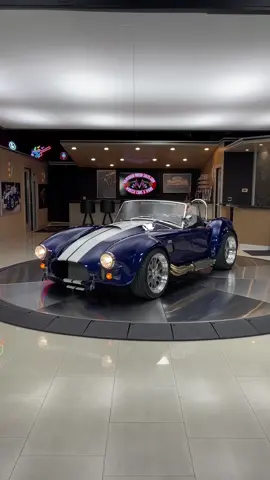 Check out this New Arrival ! 1965 Shelby Cobra Backdraft Powered by a Roush 427R V8 ( 550 HP ) 😍 Available now !