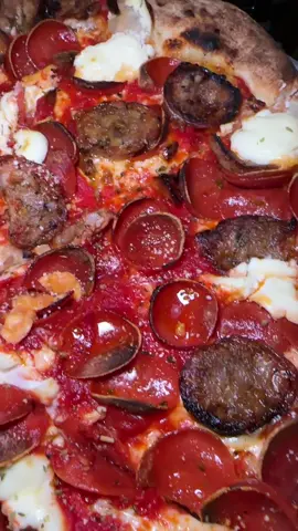 Ya en el canal 🥵🔥 #napoli #pizza #pizzas #parati #fyp #pizzeria #pizzalover #pizzatime #queso #cheese 