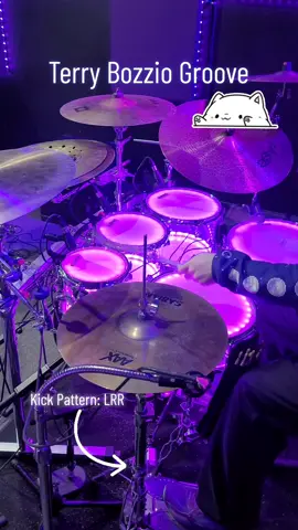 one quick little tom groove before I move the camera back. my drum instructor in high school was once Terry Bozzio's drum tech. this was a beat he showed me way back then. granted, I'm barely holding on playing the basic pattern and Bozzio can freely solo with his right hand, but it's still pretty neat 😅 #terrybozzio #toms #tomgroove #lrr #tophthedrummer #cantophpullitoff #ctpio #fyp #fypシ #drums #drummer #lights #lightup #vibes #sponsorme #dwdrums 