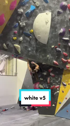 white v5! this one took me a good amount of attempts! super happy i finally got it. #climbing #bouldering #boulderinglife 