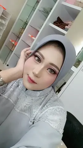 makeup terhits Sumenep😍 #melita_makeup_management #fypシ゚viral #GenerasiHappyTikTokChallenge 