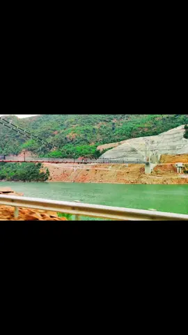 Azad patan bridge view❤️🍁#nature #azadpatan #azadpatan_azadkashmir #rawalakot_azad_kashmir💕💕 #WeLoveToSmile #thorarajk #WeLoveToSmile #fypシ゚viral #trending #growmyaccount #viralvideo #grow #kashmirgroup 