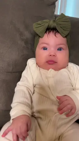 Something about this outfit 🥺💓 #foryou #fy #foryoupage #babygirl #sahm #milso #momcontent #youngmomsoftiktok #youngmom #momunder25 #babytok #mixedbaby #grwm #babygrwm #OOTD #babyootd #sahm #sahmlife #wife #mom #3monthsold #pregnanttiktok #pregnancy #sahmsoftiktok #babiesoftiktok #cutebaby #baby #babyfever #babylove #babygirl #getreadywithme #pregnancy #pregnanttiktok 