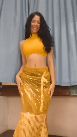Sereia Dourada 💋#carnavaltiktok #carnaval  minha conta secundária é @dreamg1r2 vão lá ❤️❤️