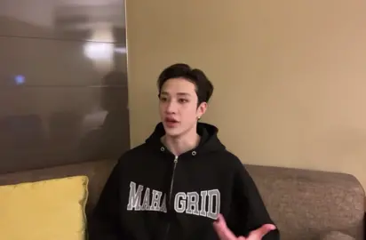 Chan talks about the Melbourne show .#straykids #chansroom #bangchan #bangchanedit #straykidsinmelbourne #straykidsedit #chansroomedit 